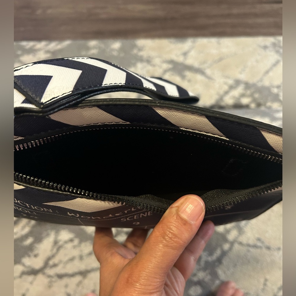 Lights Camera Action Shoulder Bag Includes Strap,… - image 7